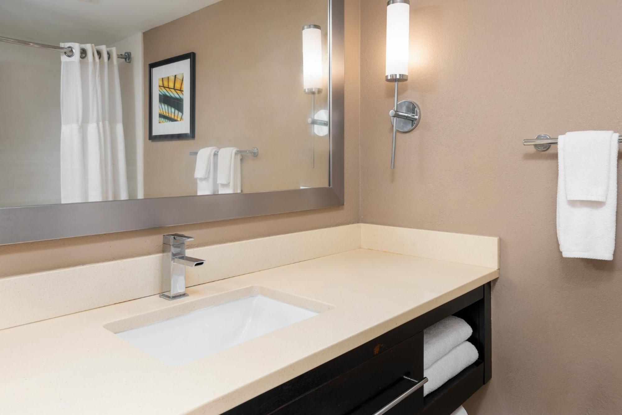 Holiday Inn Miami-Doral Area By Ihg Ngoại thất bức ảnh